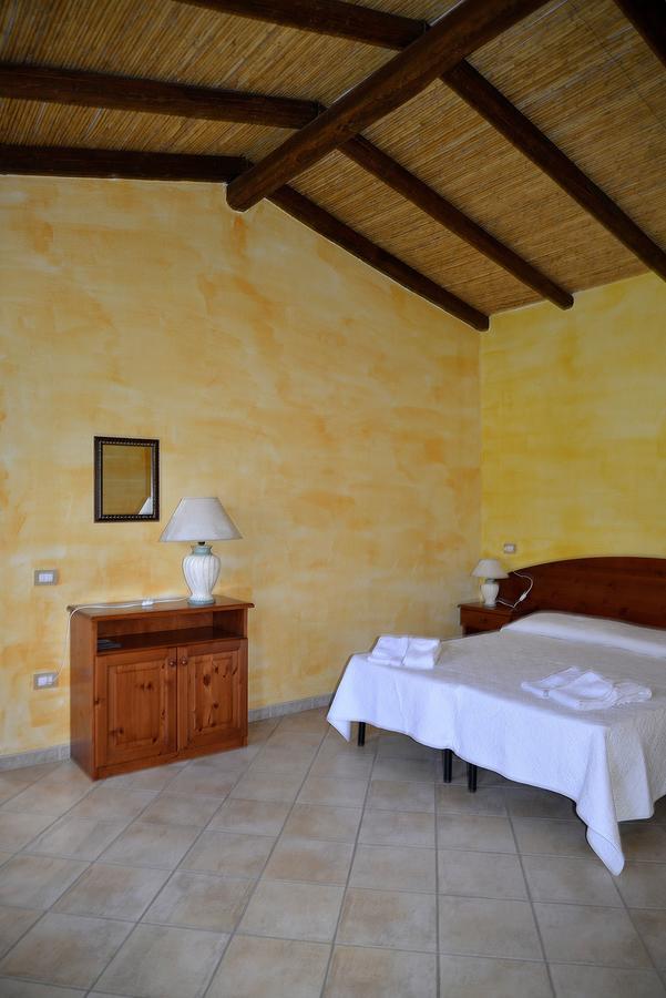 Agriturismo Rubinu Galtellì エクステリア 写真