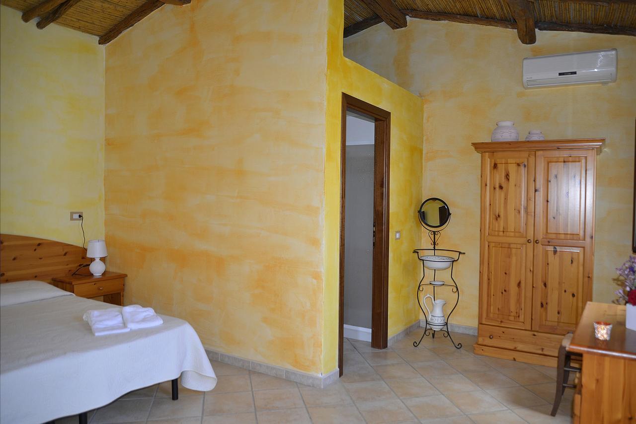 Agriturismo Rubinu Galtellì エクステリア 写真