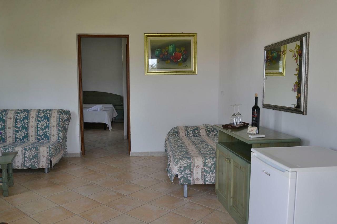 Agriturismo Rubinu Galtellì エクステリア 写真