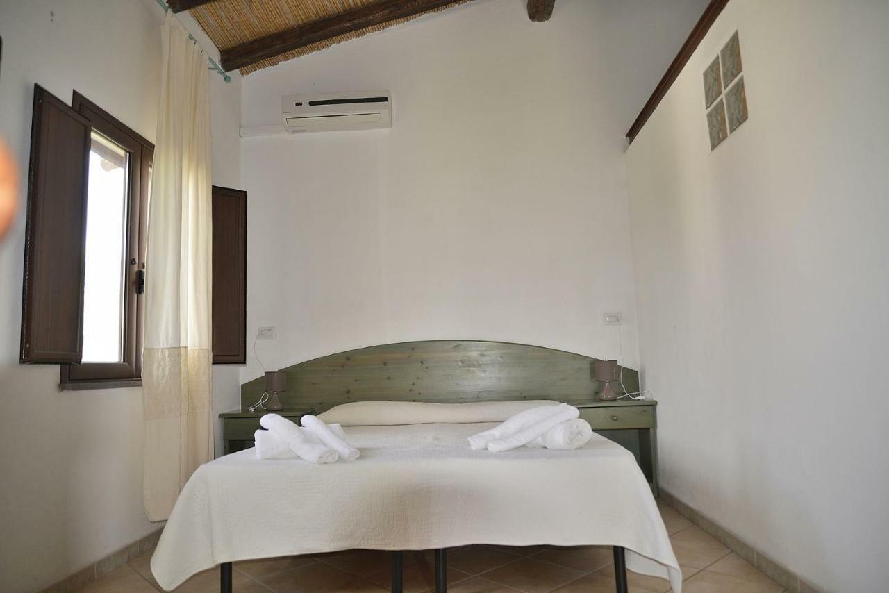 Agriturismo Rubinu Galtellì エクステリア 写真