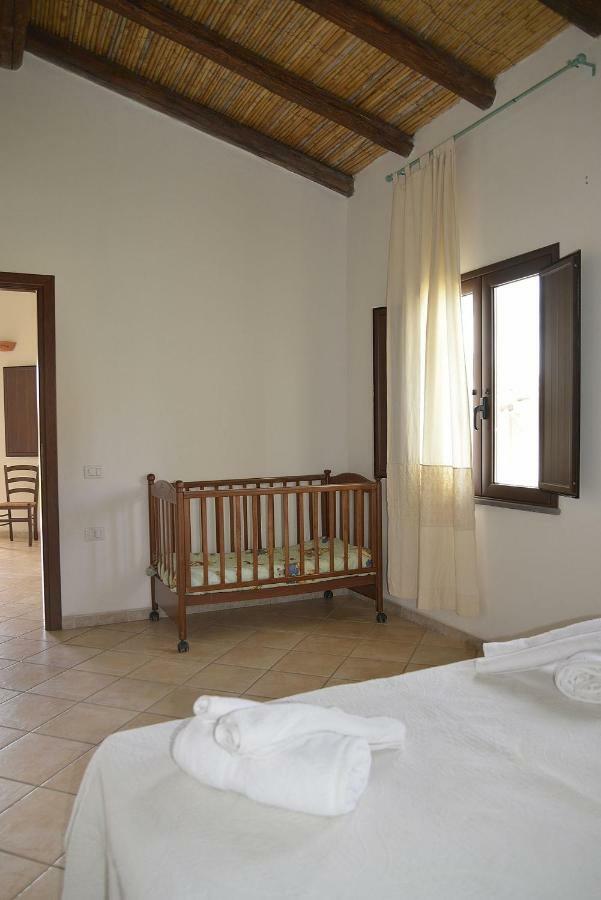Agriturismo Rubinu Galtellì エクステリア 写真